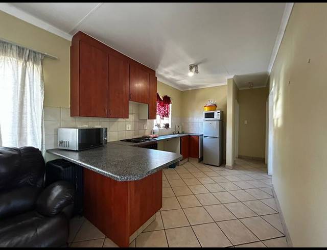 2 BEDROOM APARTMENT FOR SALE IN VORNA VALLEY